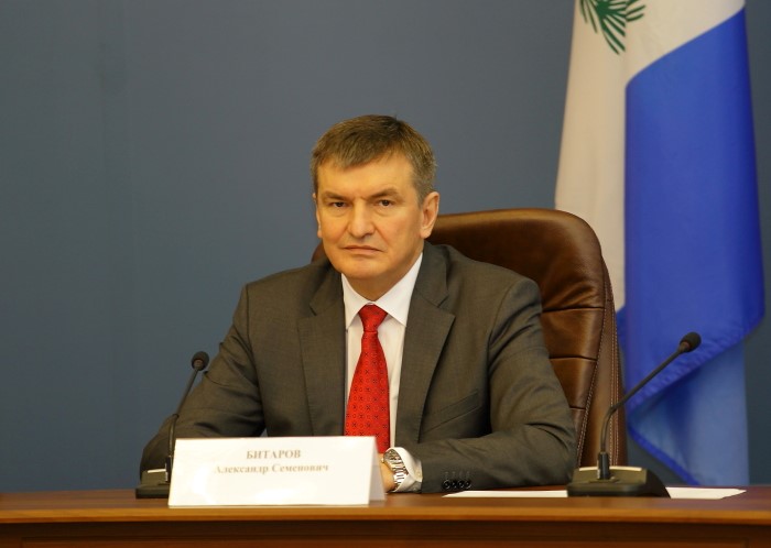 Александр Битаров и Сергей Диденко сегодня откроют новый пункт ЕДДС в Качугском районе.jpg